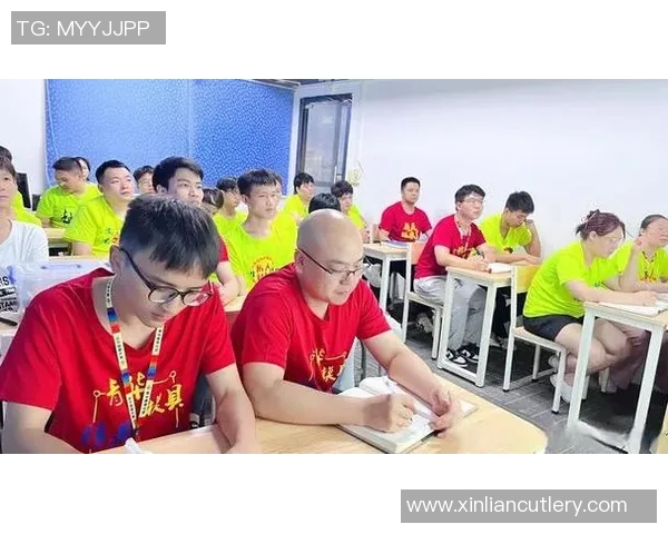 于德豪的创新之路：从普通学子到科技领军人物的成长故事