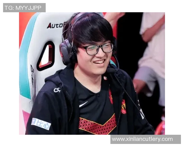 FPX耐力争议引发热议电竞圈对英雄联盟新规则的反思与讨论